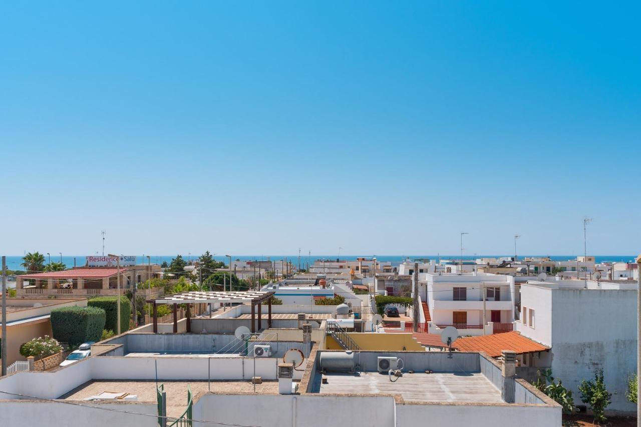 L'Attico Di Apartment Lido Marini Exterior photo